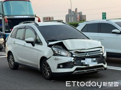 中秋連假毀了！剛上匝道就撞車　國1彰化段「親上去」畫面曝