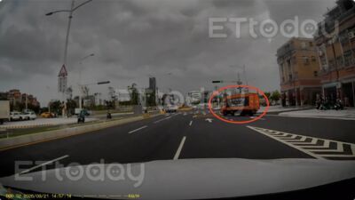 獨/疑中秋節前趕送貨!物流車「連切車道」 惡劣畫面曝光