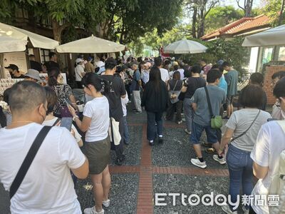 快訊/沈伯洋超狂人氣!審計新村像過年 500粉舉旗等走讀