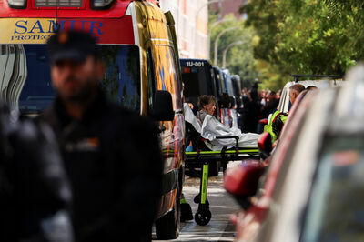 租金暴漲275%!西班牙87歲嬤遭驅逐 數萬人怒上街「抗議高房價」