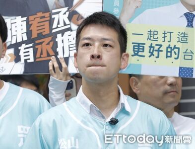 許甫暗指沈伯洋擅長背地裡栽贓抹黑　籲「假台派」找沈演包公審郭槐
