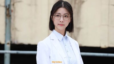 高材生港姐開外掛「主修護理」背解剖台詞超狂!男主一見她就崩潰