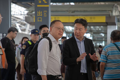 中秋疏運塞出民怨 國民黨諷陳世凱:部長別只會剪綵應公開道歉