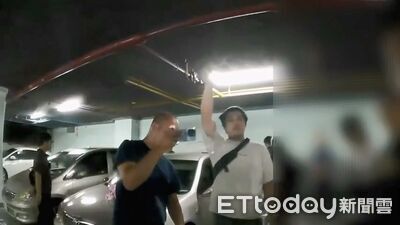 汐止男遭押上車擄走!左臂遭砍見骨 警追到基隆逮5人搜出毒品