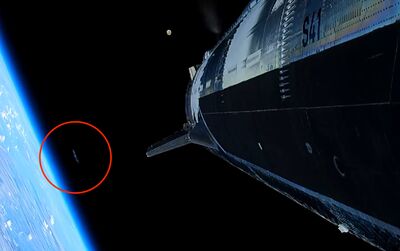 SpaceX直播驚見「UFO」?神祕物體突現太空 網嚇:比一座城還大
