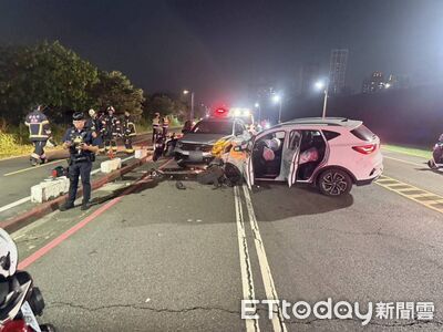 新莊堤外道驚悚5連撞!3汽車、2機車撞一團 7人受傷