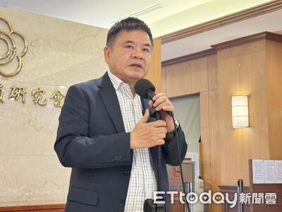 駐處國慶酒會偷渡台獨?外交部澄清了 綠黨團:別聽到台灣就跳腳