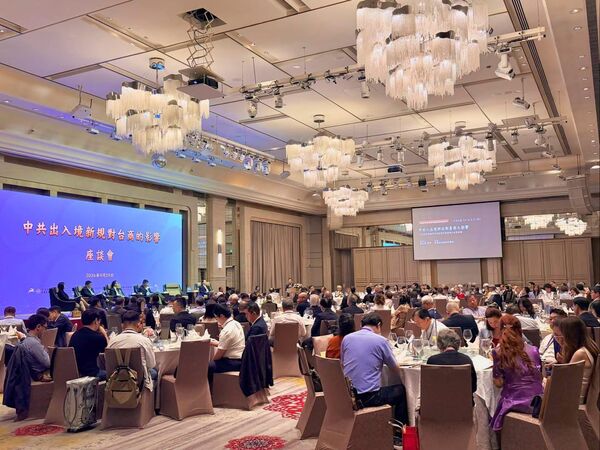 ▲▼上海台商再缺席秋節聯誼　邱垂正喊話：回家團圓。（圖／陸委會）