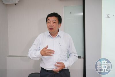 郭台強批台電「國家級洗劫」 讓富崴資金斷鏈