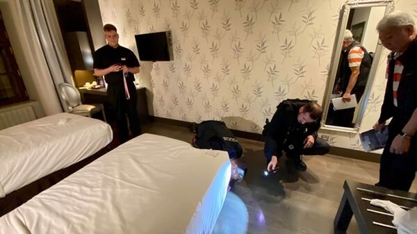 ▲▼床底下有手指！她住飯店竟遇「陌生男同房」　以為鬧鬼嚇逃。（圖／翻攝臉書）