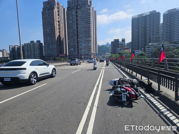 ▲▼陳女表示因遭前方掉落物砸到臉部，才導致失控擦撞其他車輛釀禍。（圖／記者陸運陞翻攝）