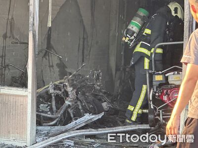 快訊／台中潭子電動機車充電起火波及民宅　1女與4貓犬一度受困
