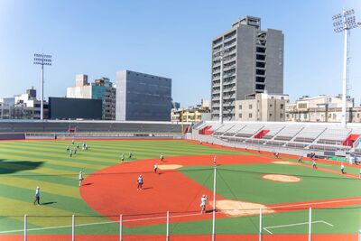 新竹市立棒球場改善後首場完整賽事　新竹蜂主場迎戰開南大學