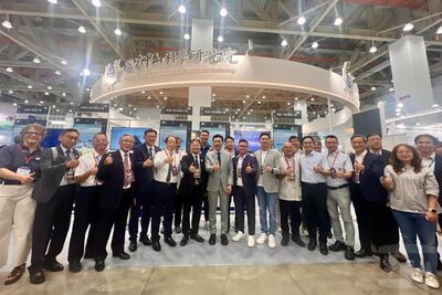 視距外精準打擊　中科院AI智慧無人機長滯空機動