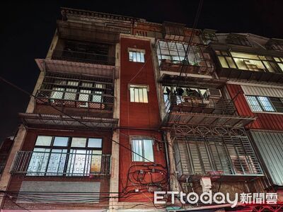蘆洲住宅晚間冒黑煙！88歲老婦受困　送醫途中心跳驟停送加護病房