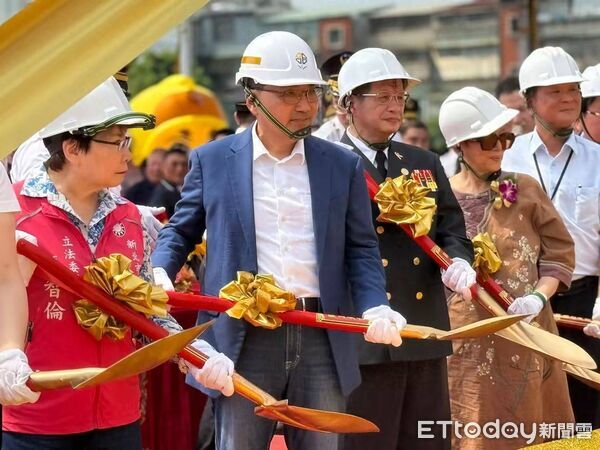 ▲▼新北市消防局秀山分隊動土，新北市長侯友宜親自主持。（圖／記者陸運陞翻攝）