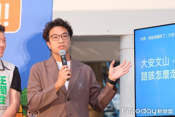 ▲▼  沈伯洋<肥皂箱> 市長你給我聽好了！      。（圖／記者徐文彬攝）