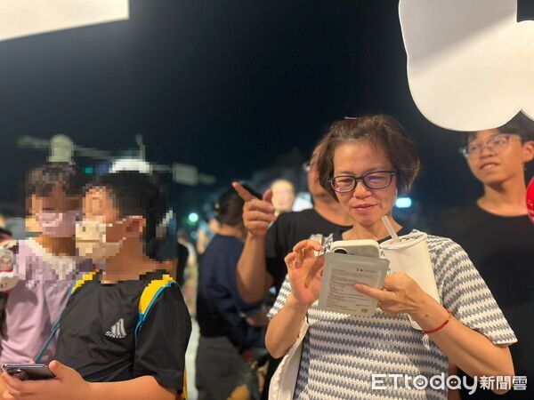 ▲▼嘉警前進光織影舞 開發沉浸式網頁拆解LINE盜帳號與網拍陷阱   。（圖／嘉義市警局提供）