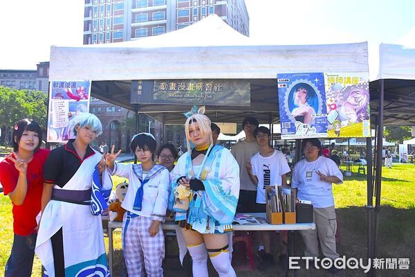 ▲南台科大學生會舉辦「冒險者啟程｜精靈BRO覽會」，透過社團攤位、互動體驗及舞台演出，帶領新生探索校園生活。（記者林東良翻攝，下同）