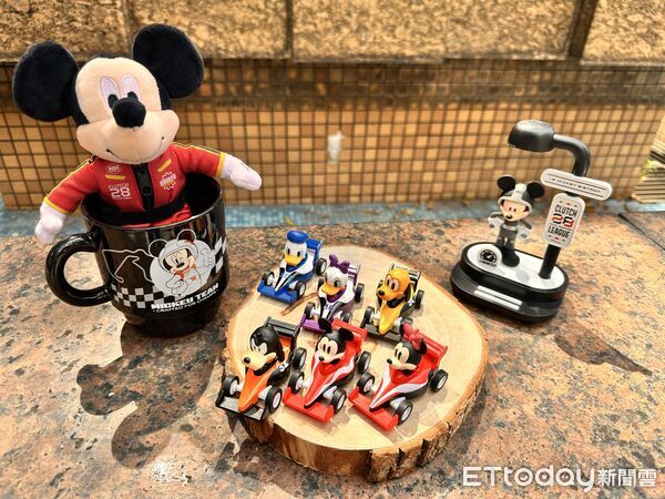 ▲▼7-ELEVEN推出「迪士尼夢幻賽道精品集點活動」，米奇變身賽車手領軍。（圖／記者林育綾）