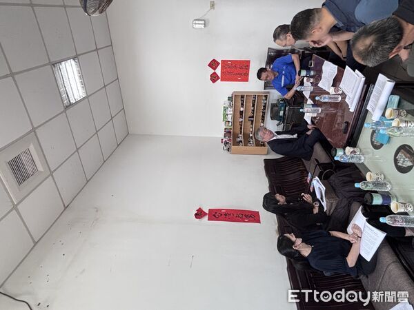 ▲▼     嘉義地檢檢察長蔡宗熙率檢察官深入基層派出所，攜手司法警察嚴查賄選   。（圖／嘉義地檢署提供）