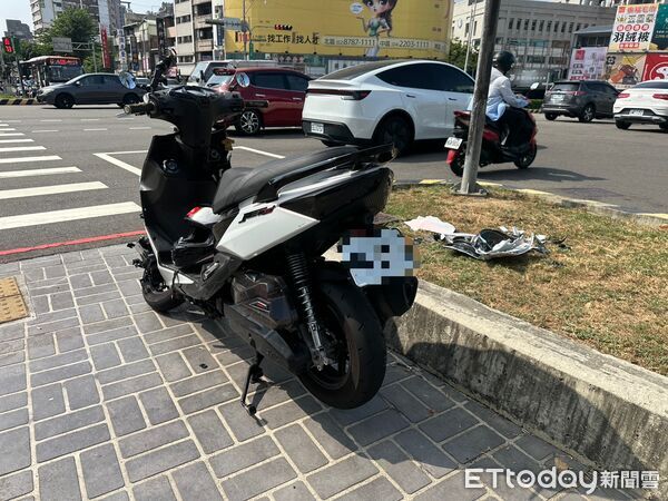 ▲▼台中凌志大路口違規左轉！　害20歲騎士重重撞上全身傷。（圖／記者許權毅攝）