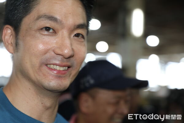 ▲▼ 蔣萬安出席萬華興德宮週年慶餐會。（圖／記者鄭毓齡攝）