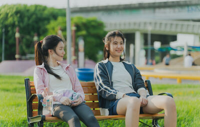 舒華首登大銀幕「零食收服高冷喵」!心癢想偷抱回家 挑大樑殺進東京影展