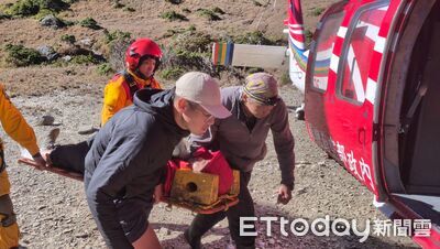 男獨攀南湖大山扭傷腳踝恐骨裂!黑鷹緊急吊掛 現場畫面曝光