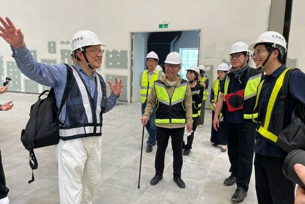 2026台灣設計展夜間光雕《城市之鏡》 建築師山本理顯、Sony團隊驚豔