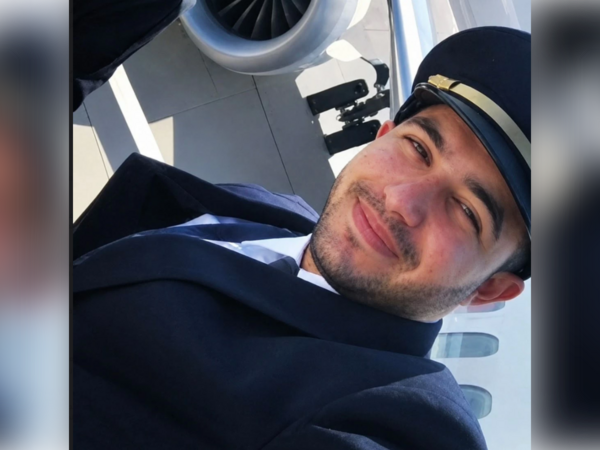 ▲▼杜拜航空29歲的阿曼籍副機師哈馬米(Hamam al-Hammami)。(圖/翻攝自LinkedIn)