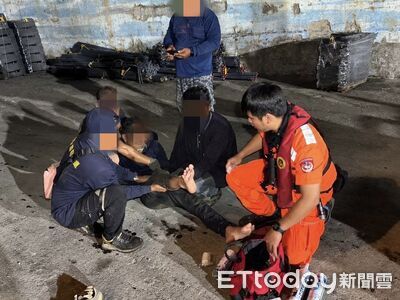 港區巡查「突聞淒慘求救聲」驚見船員受傷　海巡緊急送醫
