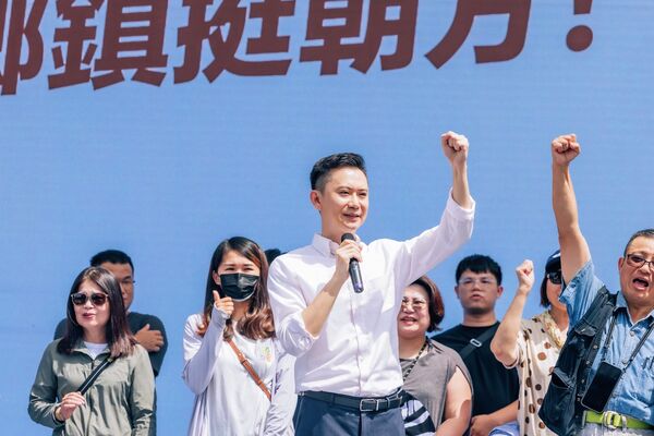 ▲▼新竹縣長候選人鄭朝方今（3）日舉辦竹北競選總部成立，將舞台交給來自13鄉鎮市、不同族群與背景的縣民。（圖／鄭朝方競選辦公室提供）