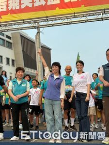 朴子天公盃路跑熱鬧開跑　吳品叡：18鄉鎮市應共同升級