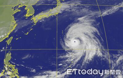快訊／「彩雲」升級強颱　最新路徑曝
