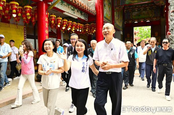 陪張嘉郡、黃尤美參拜 韓國瑜：雲林像「武當派」可「後發制人」