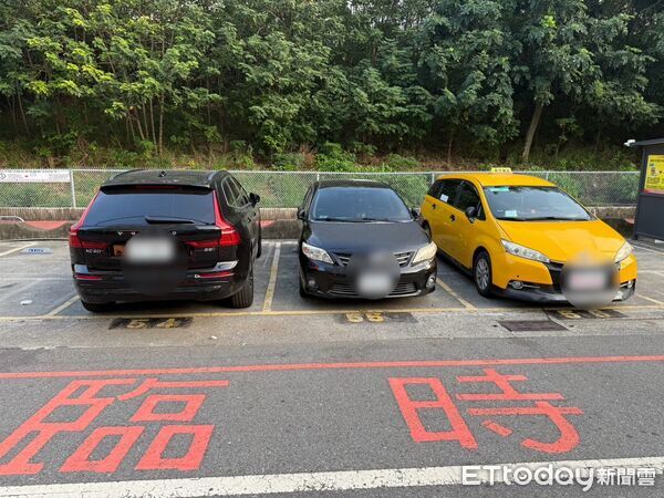 ▲苗栗有民眾從高處丟擲石塊、鐵球，警方調閱監視器畫面逮人中。（圖／記者楊永盛翻攝，下同）