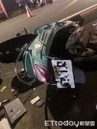▲▼             屏東琉球衛生所前58歲男酒駕逆向，發生碰撞。（圖／記者陳崑福翻攝）