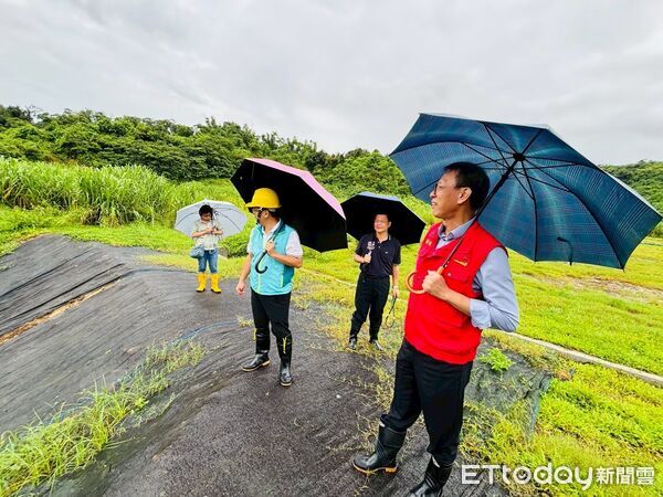 ▲▼高雄大樹和山光電場邊坡滑動引戰。（圖／記者賴文萱翻攝）