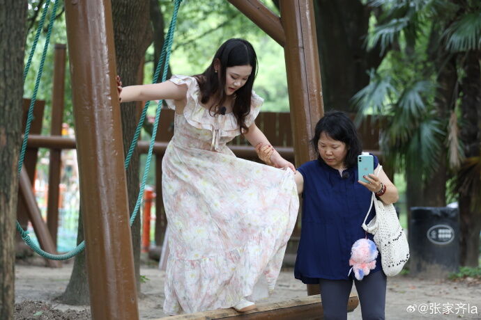 ▲▼奧運金牌「母女互動太窒息」！發長文：想掌控人生。（圖／翻攝自微博）