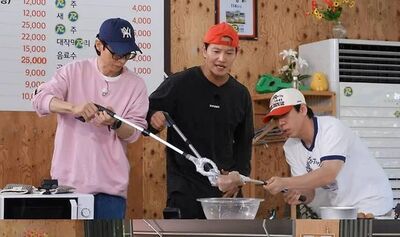 劉在錫35年首度高燒停工!近況曝光「臉頰凹、手骨突出」粉絲嚇壞