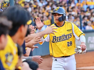 張士綸、張仁瑋季後賽扛兄弟雙箭頭 平野監督不改原則:勇敢去做!