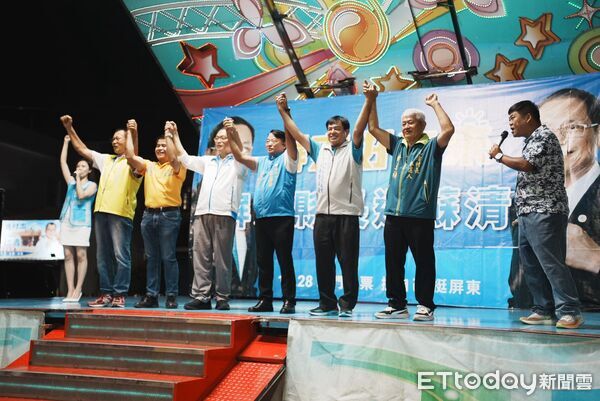 ▲國民黨屏東縣長參選人蘇清泉九如鄉三山國王廟舉辦廟口開講。（圖／蘇清泉服務處提供）