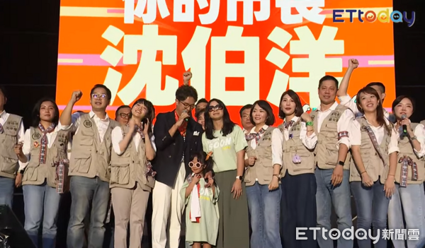 沈伯洋突開唱！愛女小麻糬首度同台合唱 童言童語拿麥喊凍蒜
