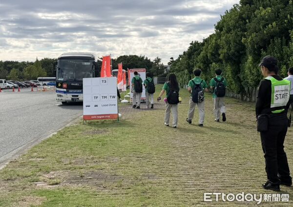 ▲名古屋亞運接駁車。（圖／記者蔡厚瑄攝）