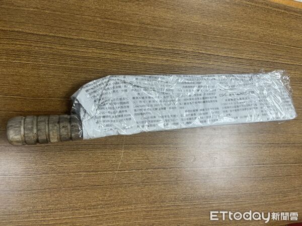 ▲▼高雄市美濃區泰安路4日凌晨發生傷害案件（圖／記者吳奕靖翻攝）