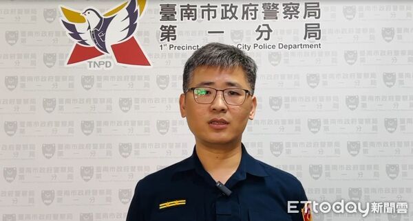 ▲台南市東區巴克禮公園周邊道路發生自小客車追撞機車事故，造成76歲張姓騎士擦傷，肇事駕駛逃逸，警方正追查中。（記者林東良翻攝，下同）