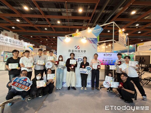 ▲南台科大師生團隊參加2026台灣創新技術博覽會，以醫療照護、運動健康、特殊教育及再生能源等研發成果，拿下6面銅牌。（記者林東良翻攝，下同）