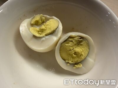早餐愛點鐵板麵!他中度脂肪肝 醫教「改吃水煮蛋」別丟蛋黃