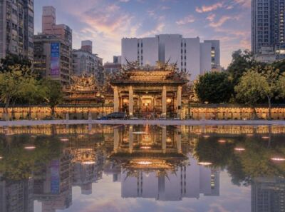 台北艋舺公園10/7重新啟用 鏡池捕捉龍山寺倒影、看水舞秀
